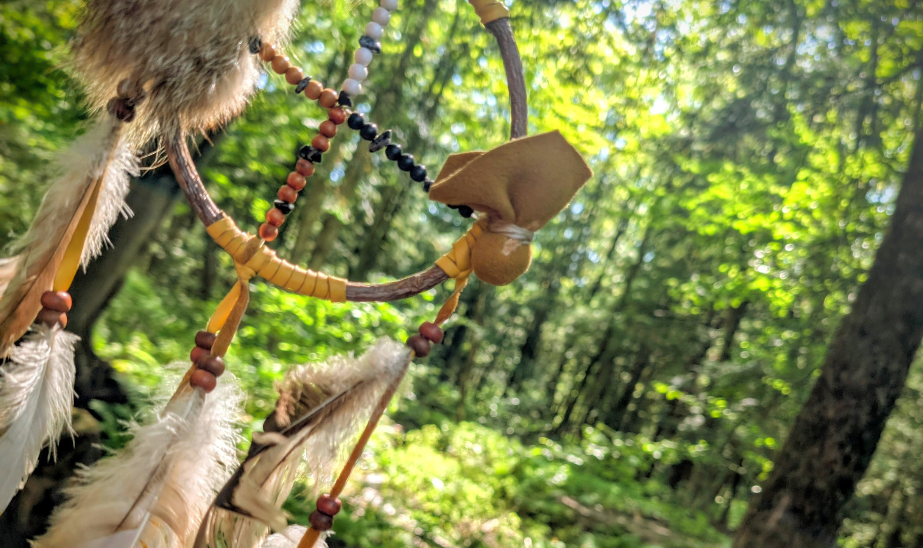 intuition ou peur comment reconnaître son intuition développer son intuition faire confiance à son intuition signes de l'intuition intuition et développement personnel confiance en ses ressentis intuition et hypersensibilité comment écouter son intuition différence entre intuition et peur